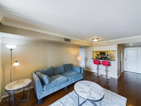 3525 Sage Road 412 Houston TX 77056