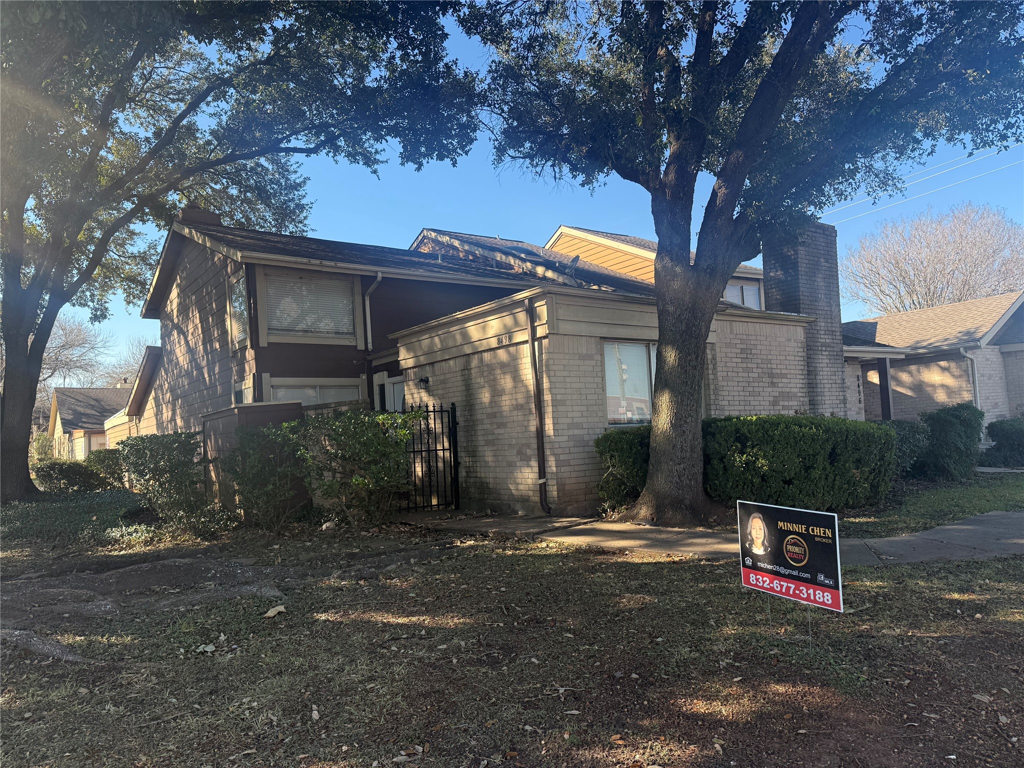 8498 Dairy View Lane Houston TX 77072