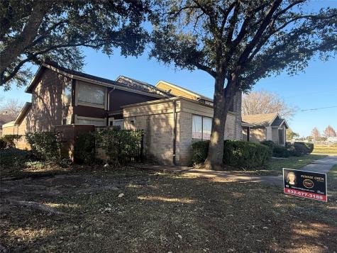 8498 Dairy View Lane Houston TX 77072