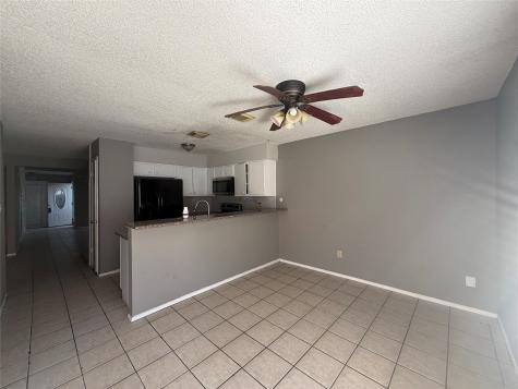 8498 Dairy View Lane Houston TX 77072