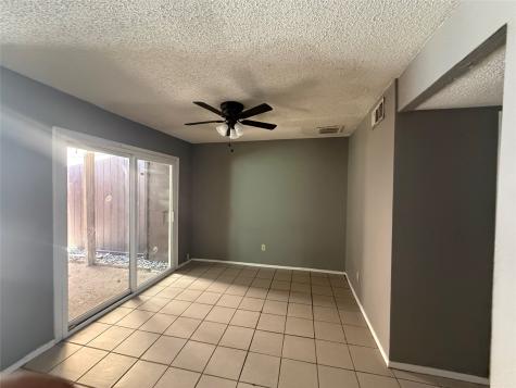 8498 Dairy View Lane Houston TX 77072