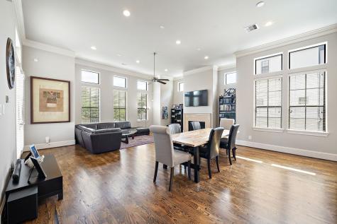3211 Center Street Houston TX 77007