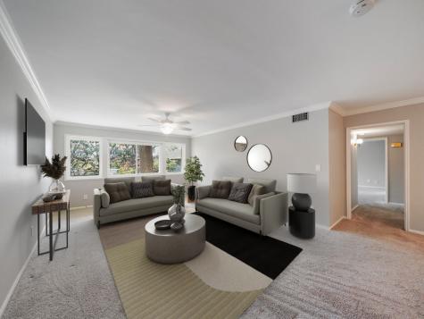 656 S Ripple Creek Drive 656 Houston TX 77057