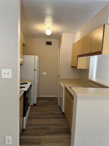 10100 S Gessner Road 212 Houston TX 77071