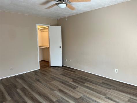 10100 S Gessner Road 212 Houston TX 77071