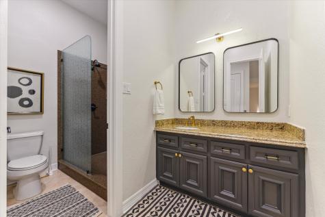 1822 Seaside Drive Galveston TX 77550