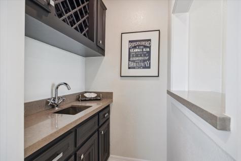 1822 Seaside Drive Galveston TX 77550