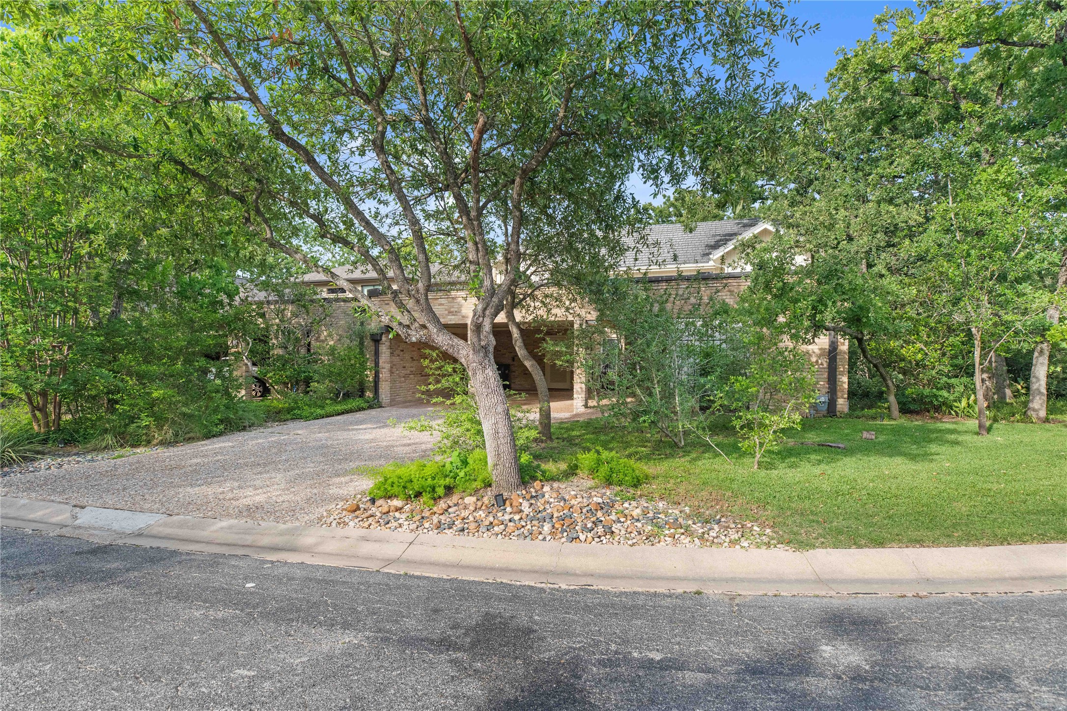 23 Forest Drive College Station TX 77840