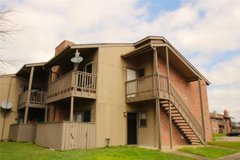 418 Garland Drive 222 Lake Jackson TX 77566