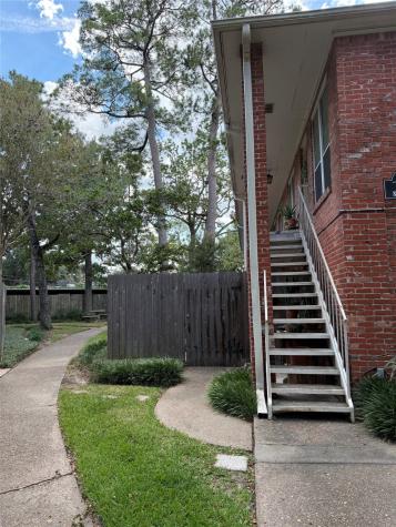 839 Wax Myrtle Lane Houston TX 77079