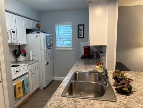 839 Wax Myrtle Lane Houston TX 77079