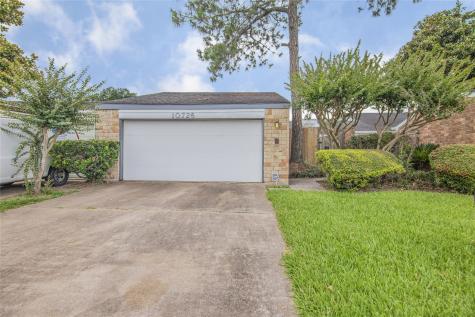10726 Sandpiper Drive Houston TX 77096