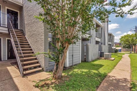12500 Sandpiper Drive 11 Houston TX 77035
