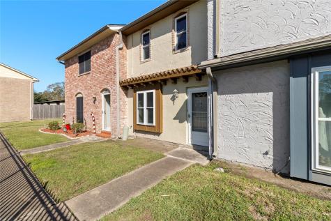 3820 Laura Leigh Drive Friendswood TX 77546