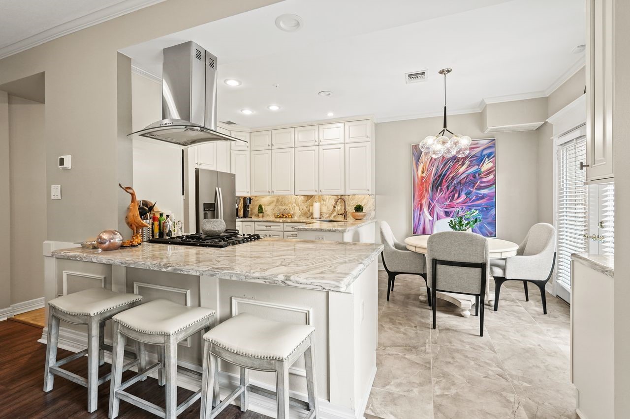 1112 Nantucket Drive A Houston TX 77057