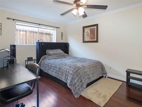 6401 Skyline Drive 20 Houston TX 77057