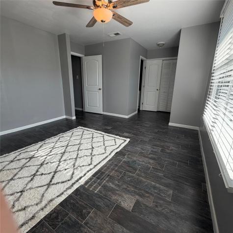 1831 Sherwood Forest Street 20 Houston TX 77043