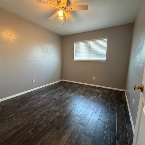 1831 Sherwood Forest Street 20 Houston TX 77043