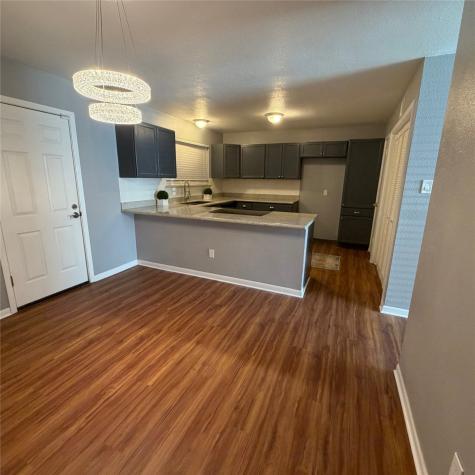 1831 Sherwood Forest Street 20 Houston TX 77043