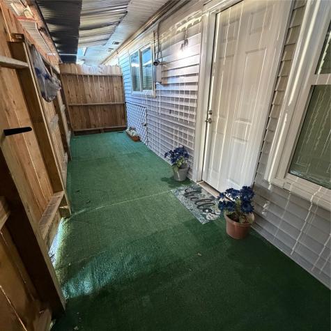 1831 Sherwood Forest Street 20 Houston TX 77043