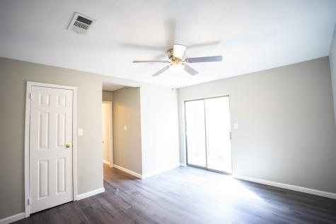 2501 Gulf Freeway 260c Dickinson TX 77539