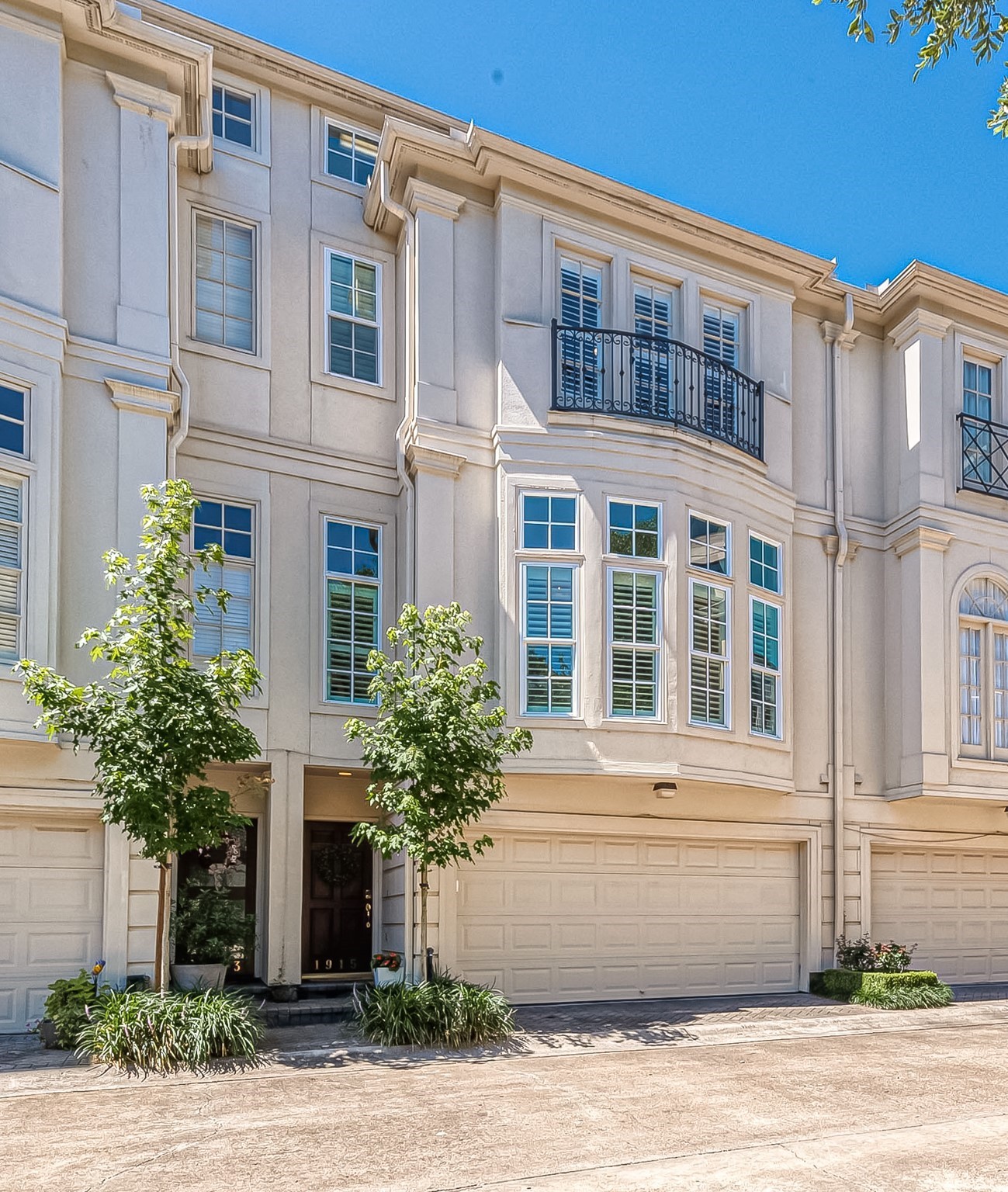 1915 Greenwich Terrace Drive Houston TX 77019