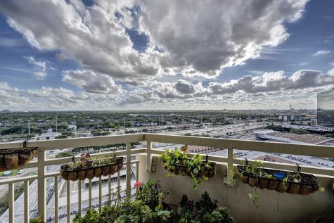 15 Greenway Plaza 17b Houston TX 77046