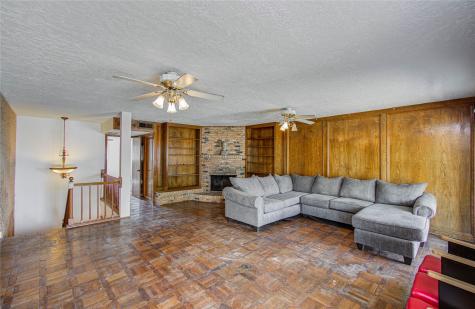 1311 Town Circle 4 Baytown TX 77520