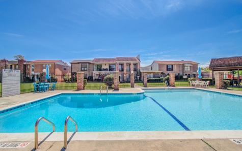 1311 Town Circle 4 Baytown TX 77520