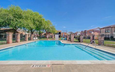 1311 Town Circle 4 Baytown TX 77520