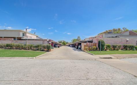 1311 Town Circle 4 Baytown TX 77520