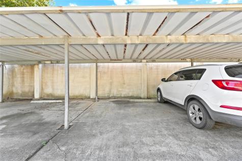 6633 W Airport Boulevard 1306 Houston TX 77035