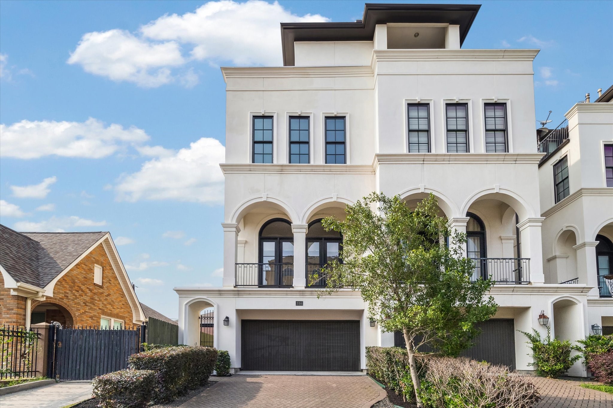 316 W Clay Street Houston TX 77019
