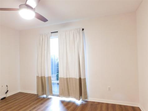 10101 S Gessner Road 912 Houston TX 77071