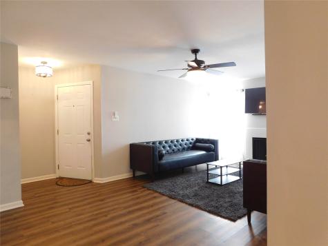 10101 S Gessner Road 912 Houston TX 77071