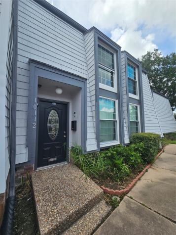 10112 Beekman Place Drive Houston TX 77043