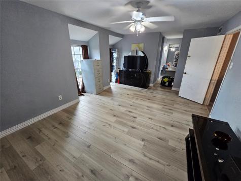 10112 Beekman Place Drive Houston TX 77043