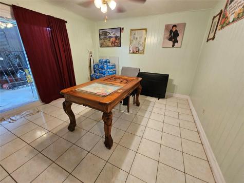 10112 Beekman Place Drive Houston TX 77043