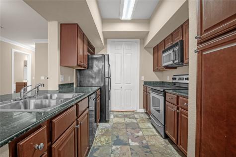 7575 Kirby Drive 3202 Houston TX 77030