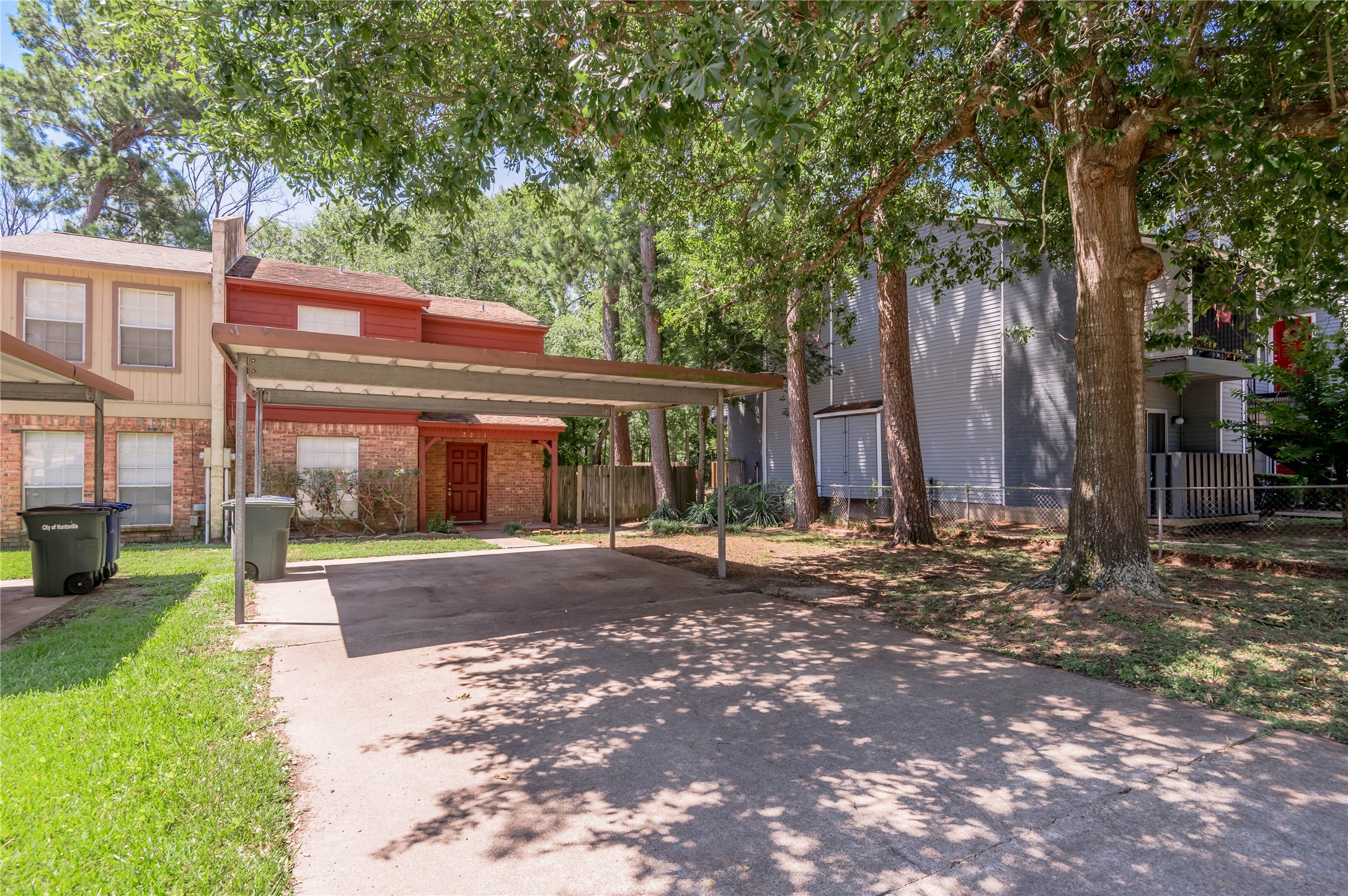 2231 Crosstimbers Street Huntsville TX 77320