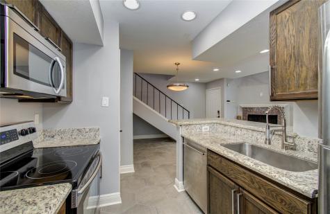 2800 Jeanetta Street 1612 Houston TX 77063