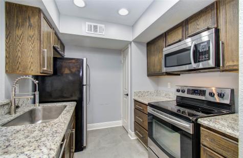 2800 Jeanetta Street 1612 Houston TX 77063