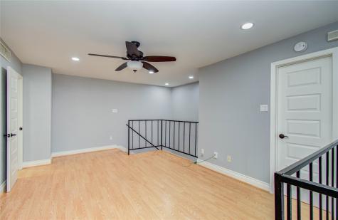 2800 Jeanetta Street 1612 Houston TX 77063