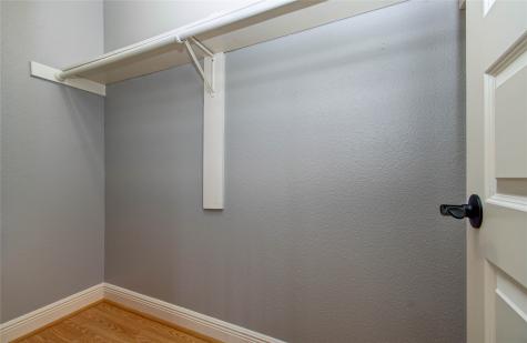 2800 Jeanetta Street 1612 Houston TX 77063