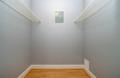 2800 Jeanetta Street 1612 Houston TX 77063