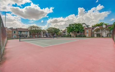 2800 Jeanetta Street 1612 Houston TX 77063