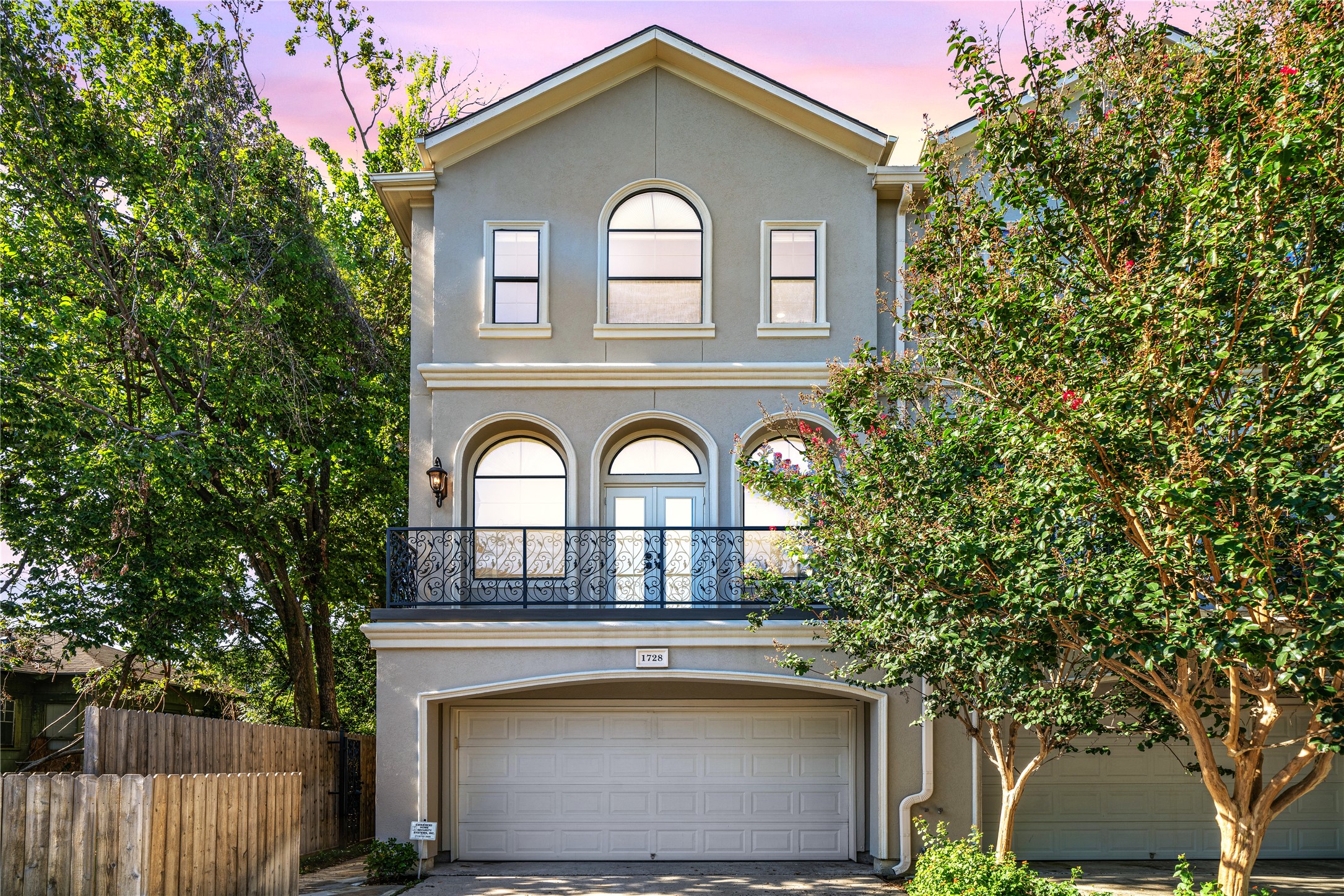 1728 Maryland Street Houston TX 77006