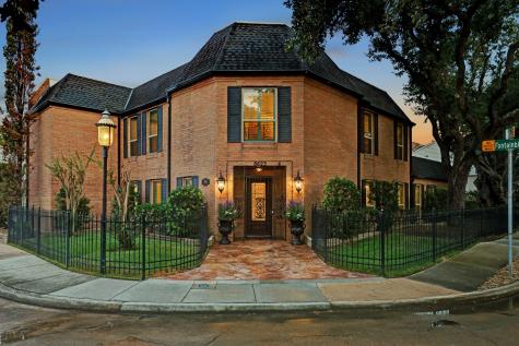 8623 Fontainbleu Street Houston TX 77024