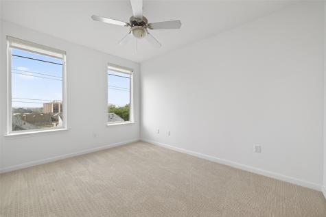 505 Jackson Hill Street 404 Houston TX 77007