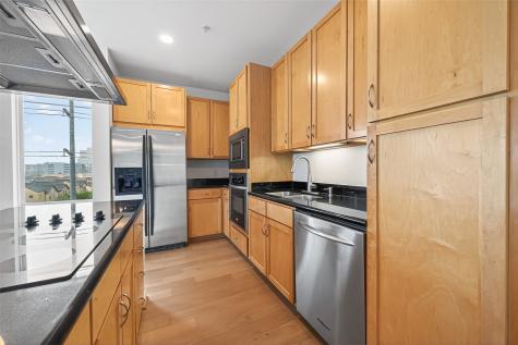 505 Jackson Hill Street 404 Houston TX 77007